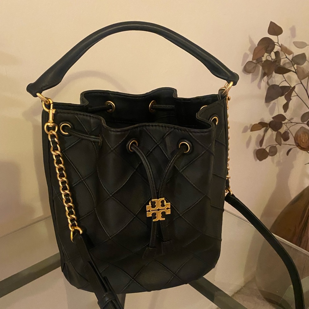 Tory Burch Fleming bucket bag